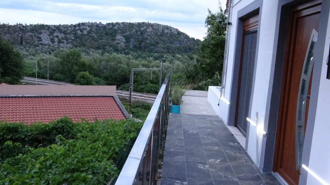 Apartment Kraljica Jelena Virpazar Exterior foto